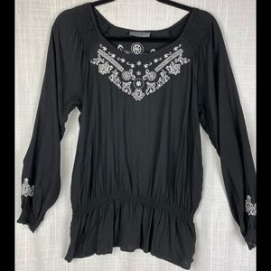 Nine West black boho lightweight pullover Sz smB51